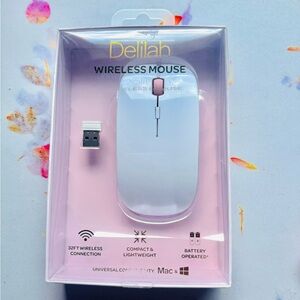 Delilah Wireless Mouse - White and Pink